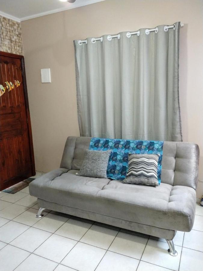 Apartamento Ubatuba - Praia grande - 250m da Praia Esterno foto